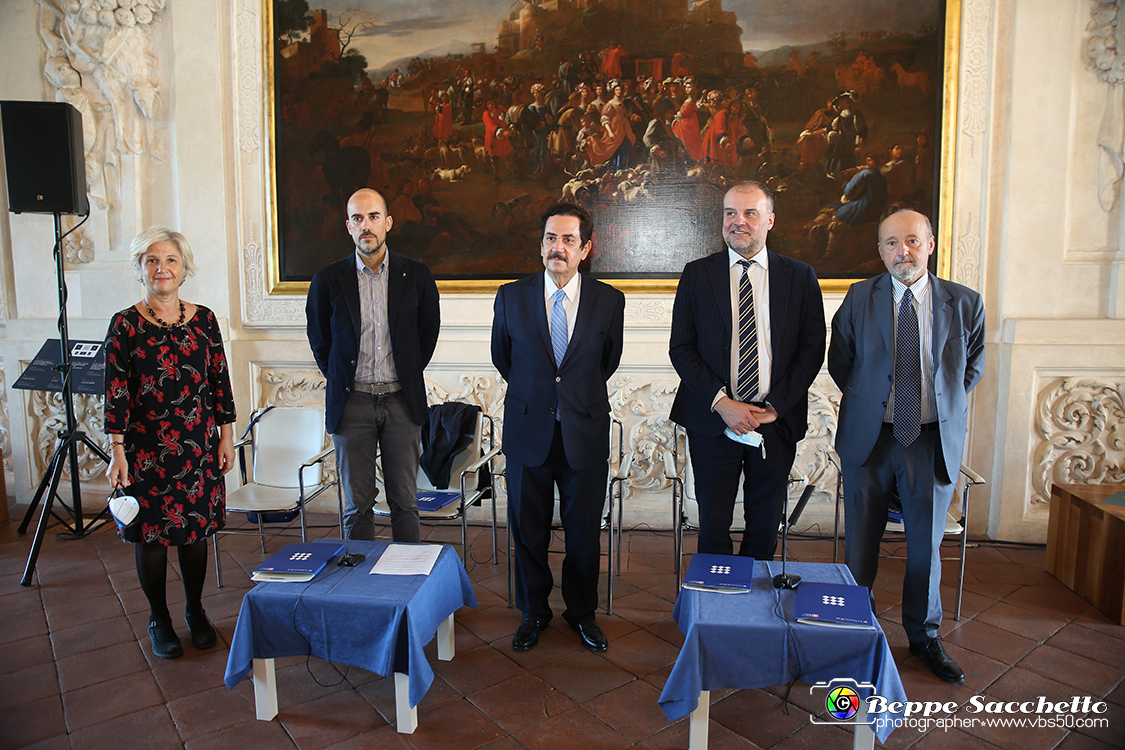 VBS_2023 - Mostra  Il mondo in una stanza. Testimonianze di culture extraeuropee.jpg